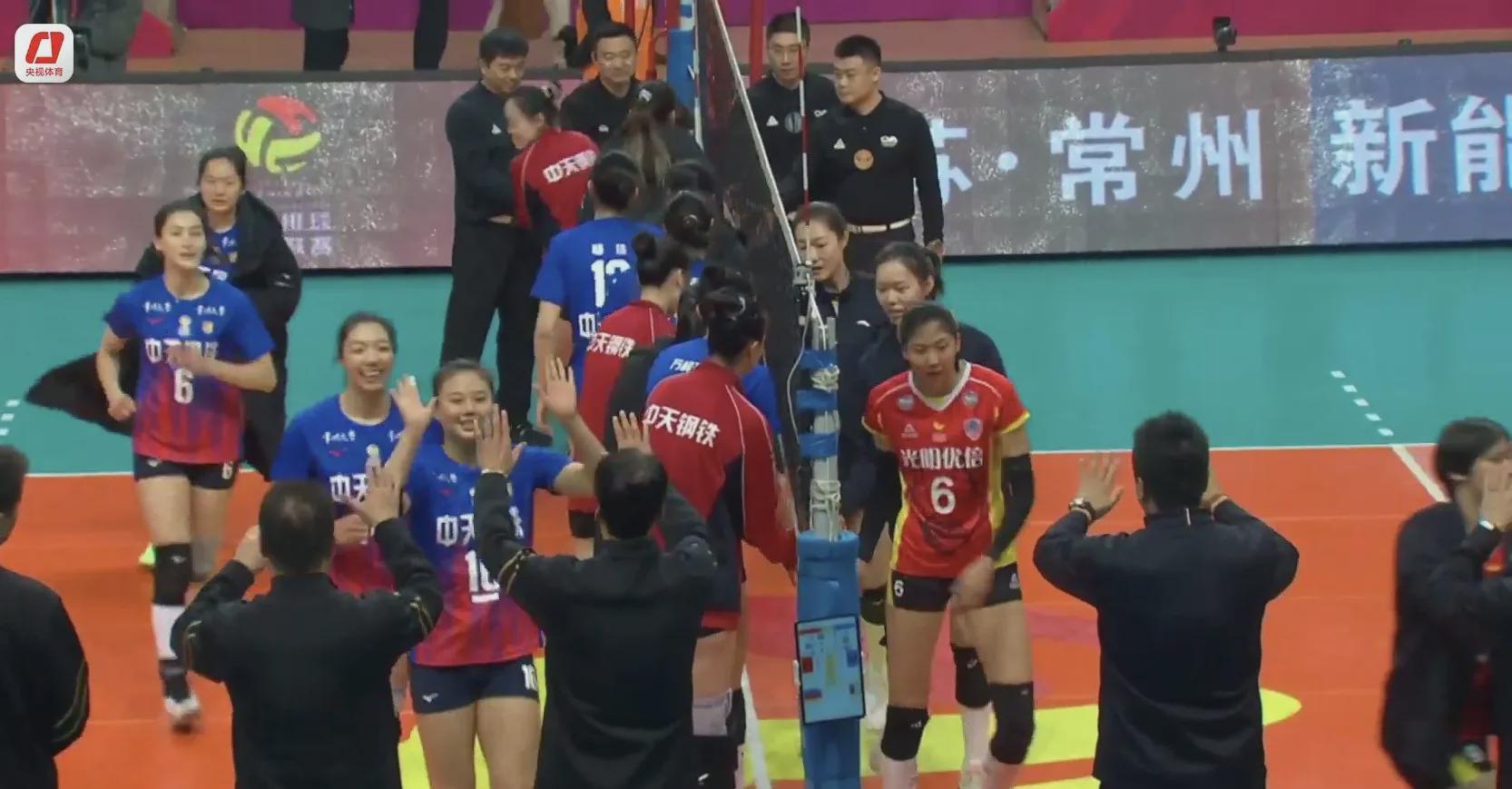 神勇出击!运动员们在赛场上闪耀 神勇出击!运动员们在赛场上闪耀