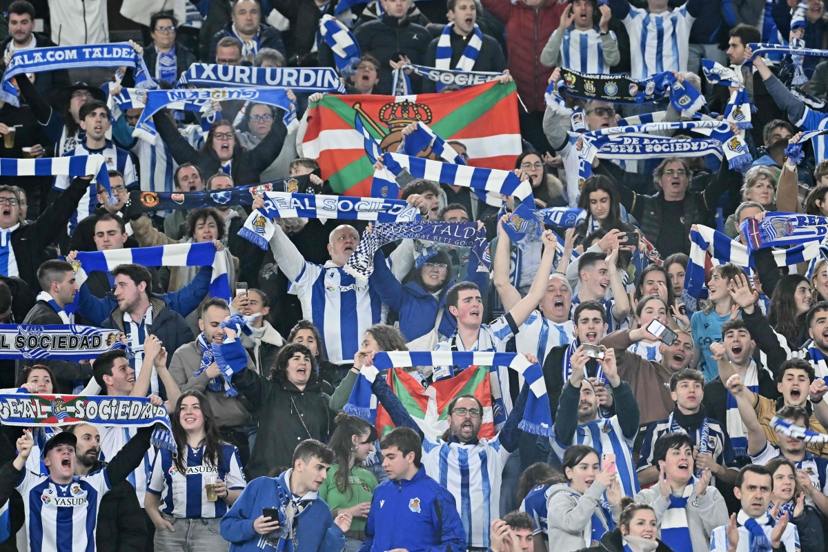 国际米兰客场场面混乱，打乱阵脚遭遇惨败