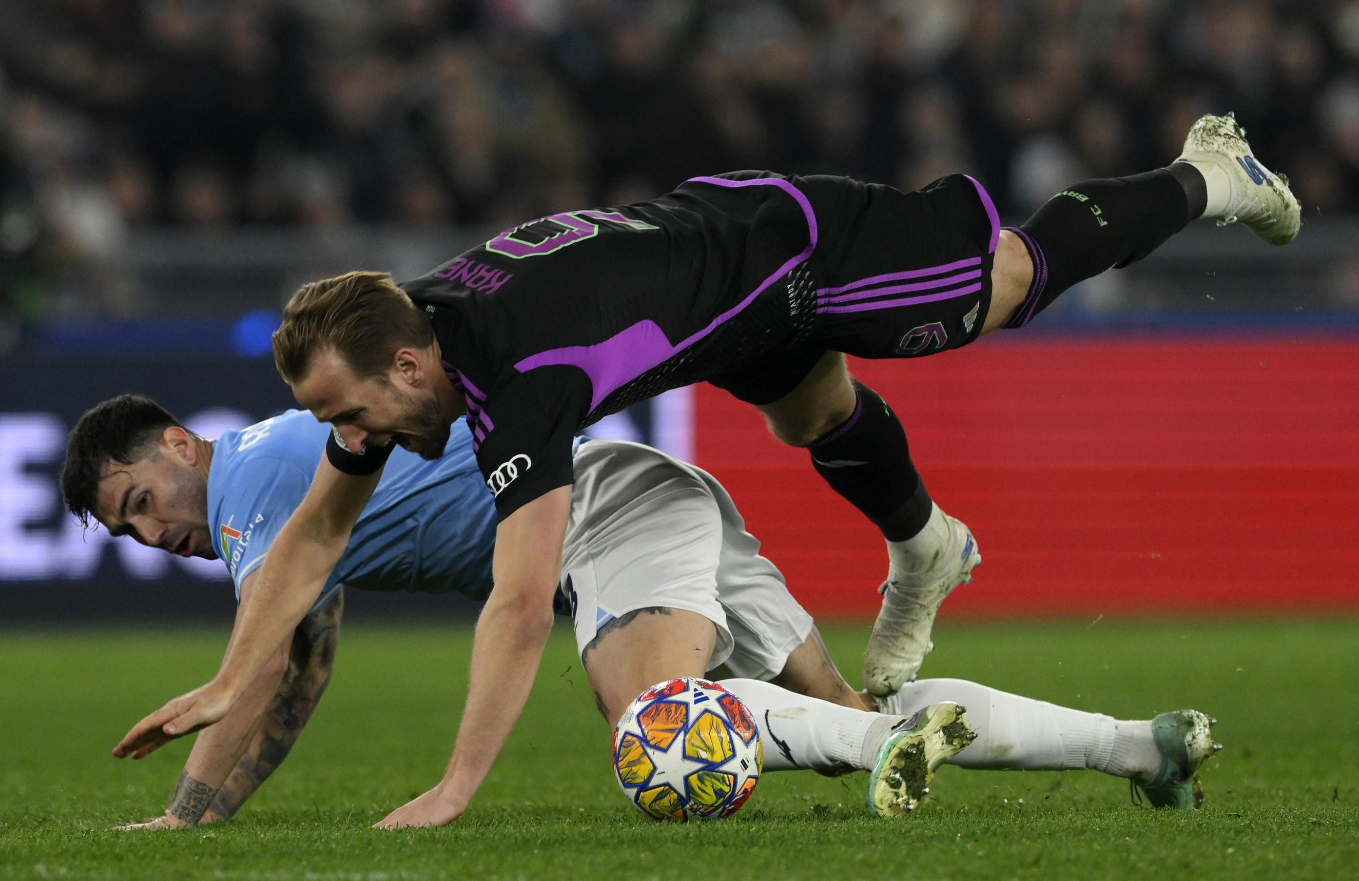 拜仁难掩颓势,欧冠征程走势混沌 拜仁难掩颓势,欧冠征程走势混沌