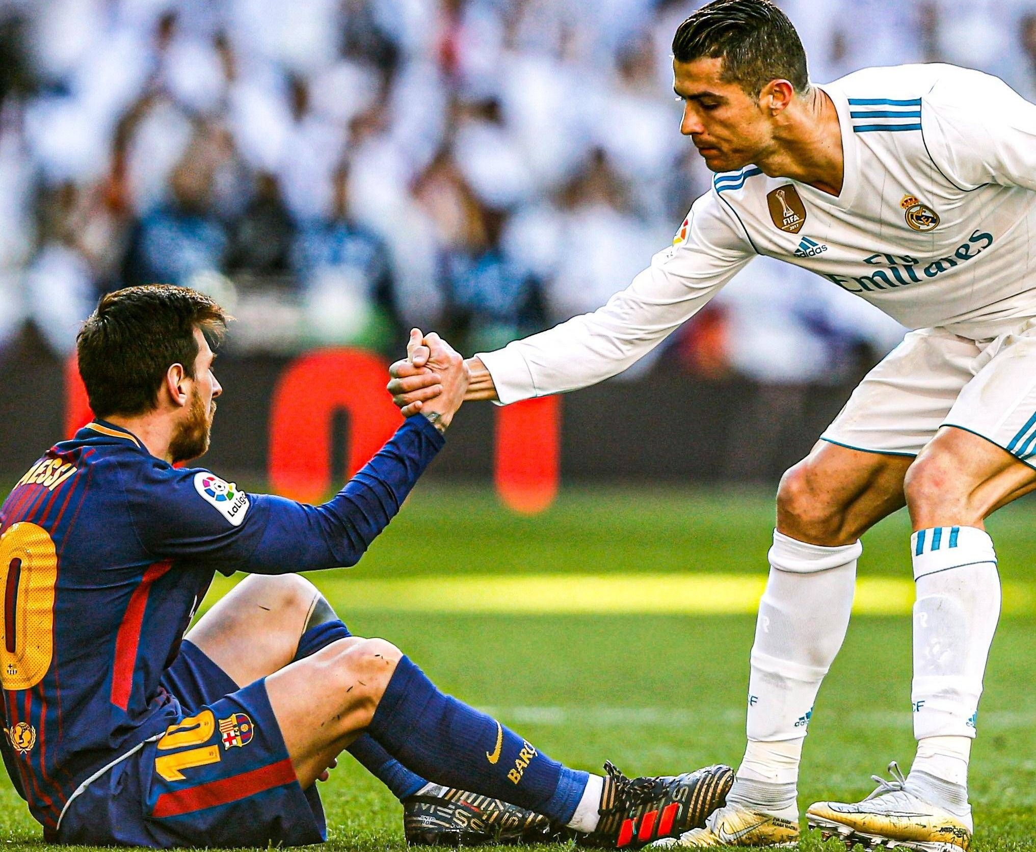 包含荷兰西班牙擦肩，决出争冠对手的词条