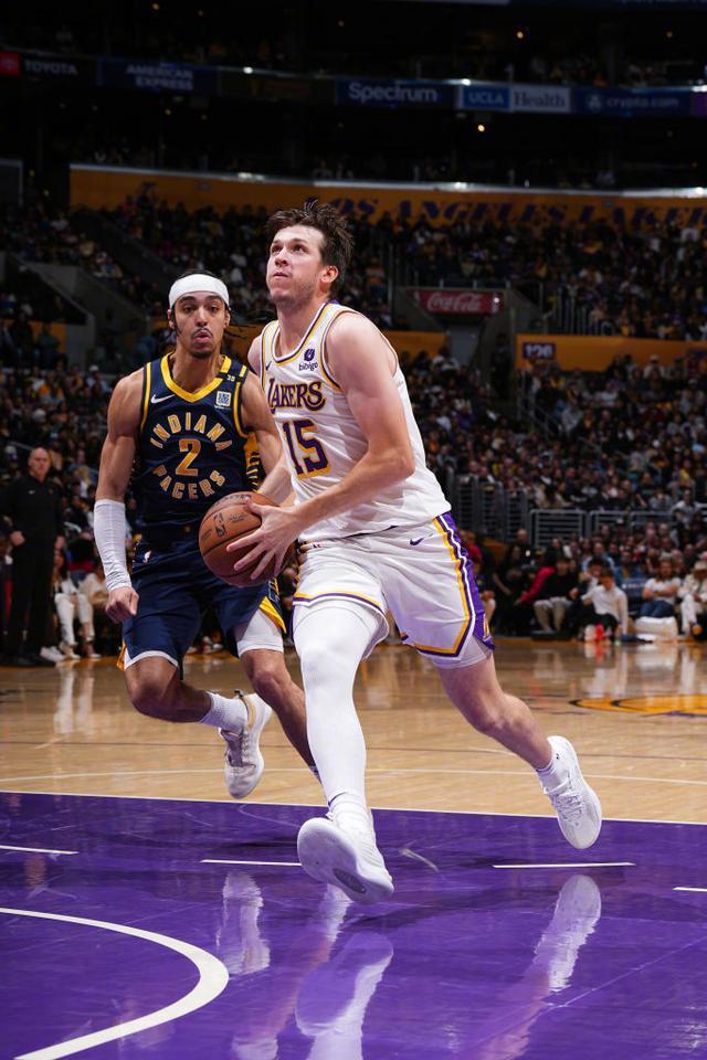 强势反击球队晋级半决赛，实现壮举