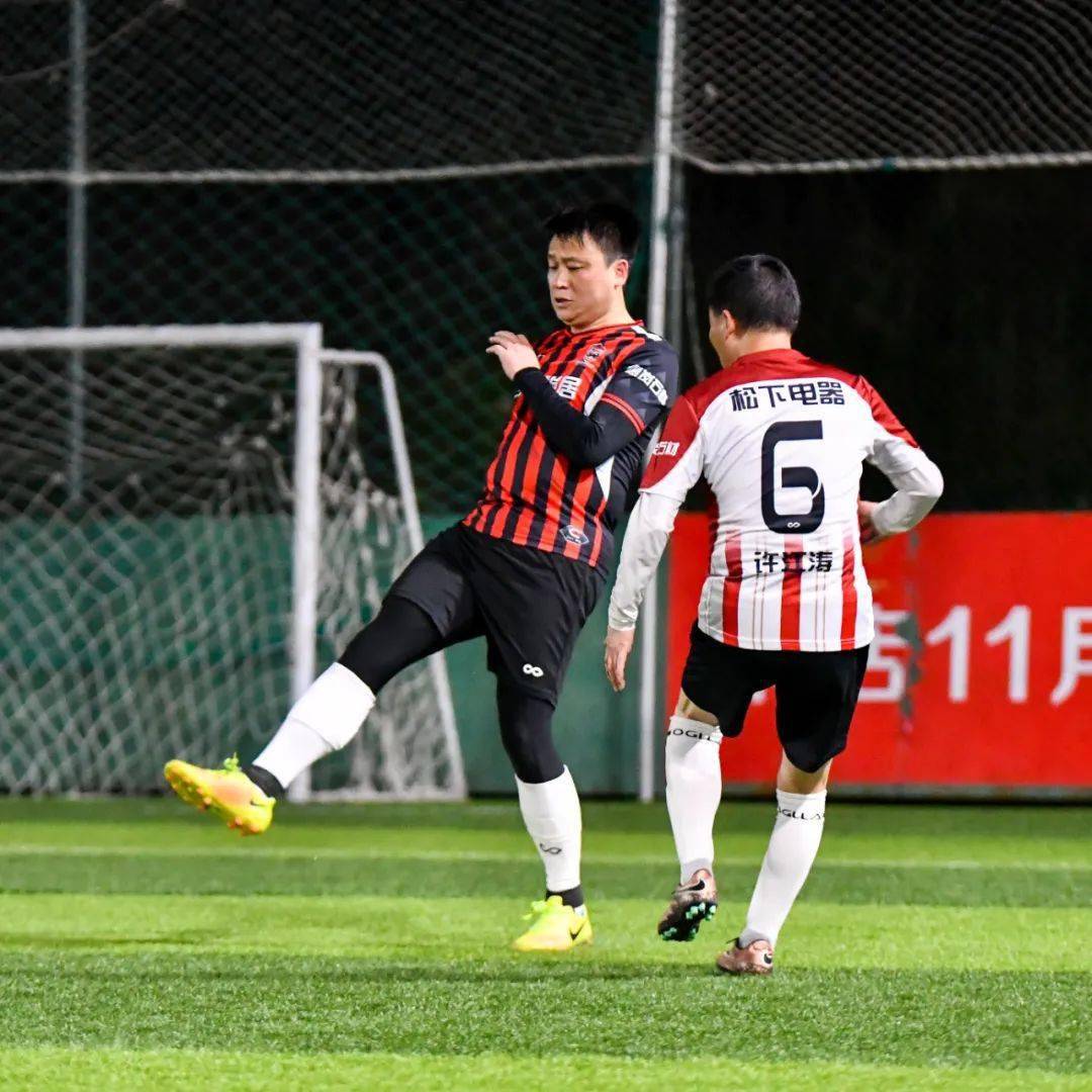 哈萨克斯坦女足场上风起云涌，积分领先