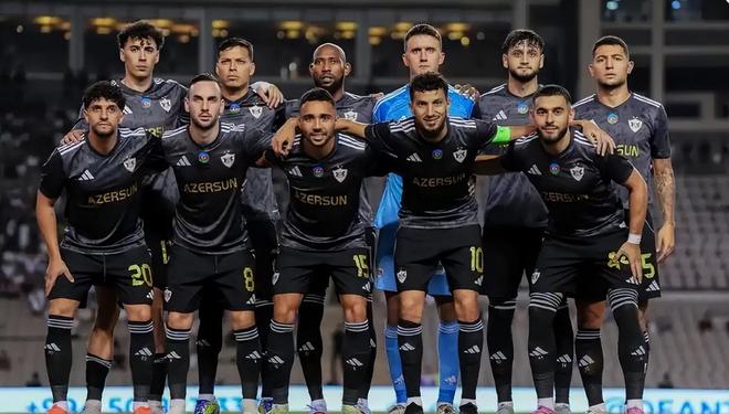 荷兰足球甲级联赛赛场风云变幻