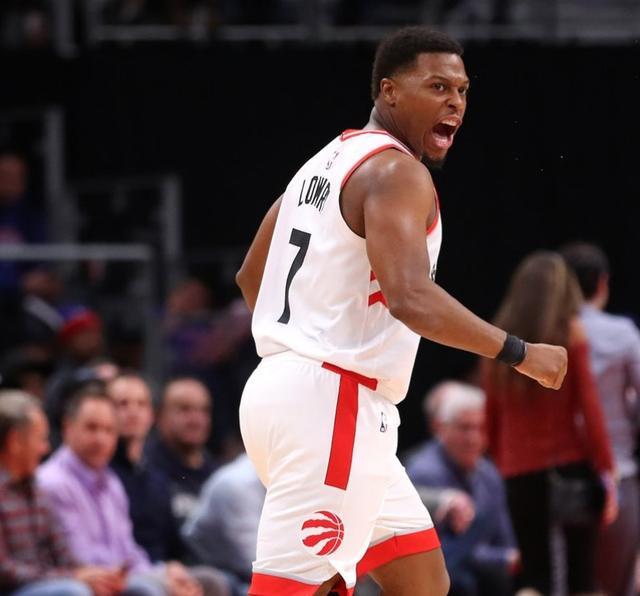 包含猛龙客场压倒性胜出锁定胜局的词条