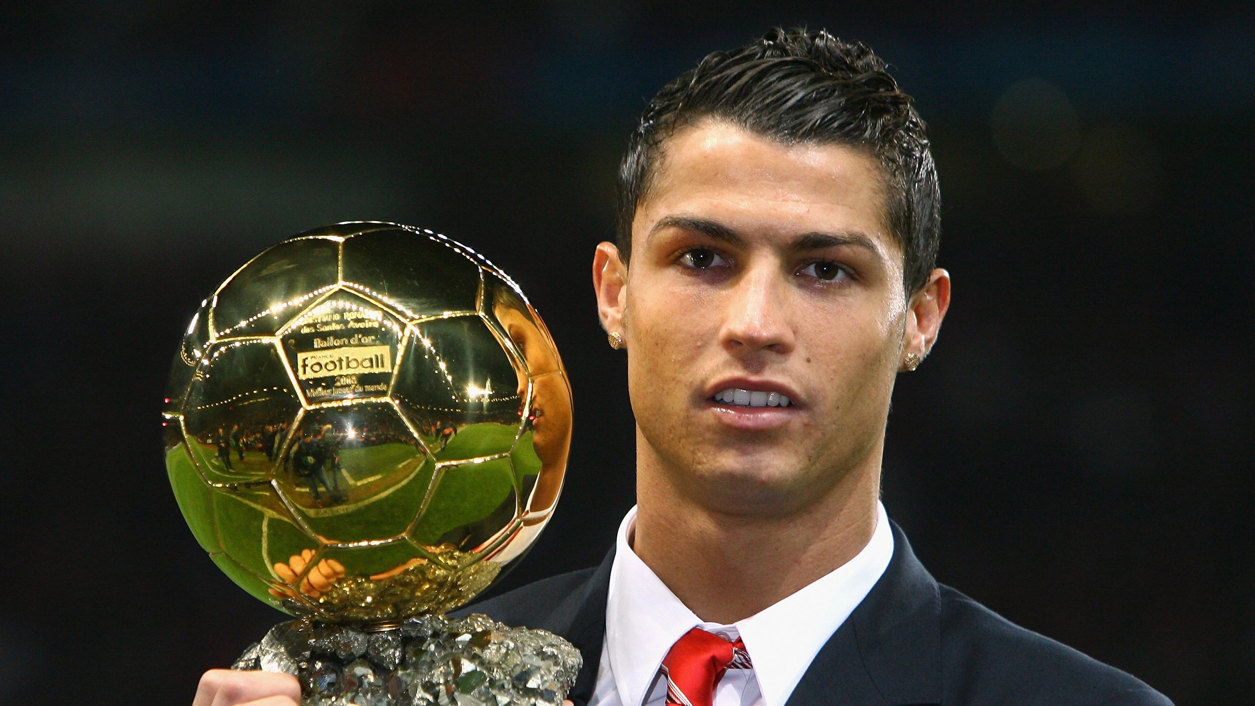 磐石镇浪，阿劳霍以孤独的纪律，冰封国家德比的狂想