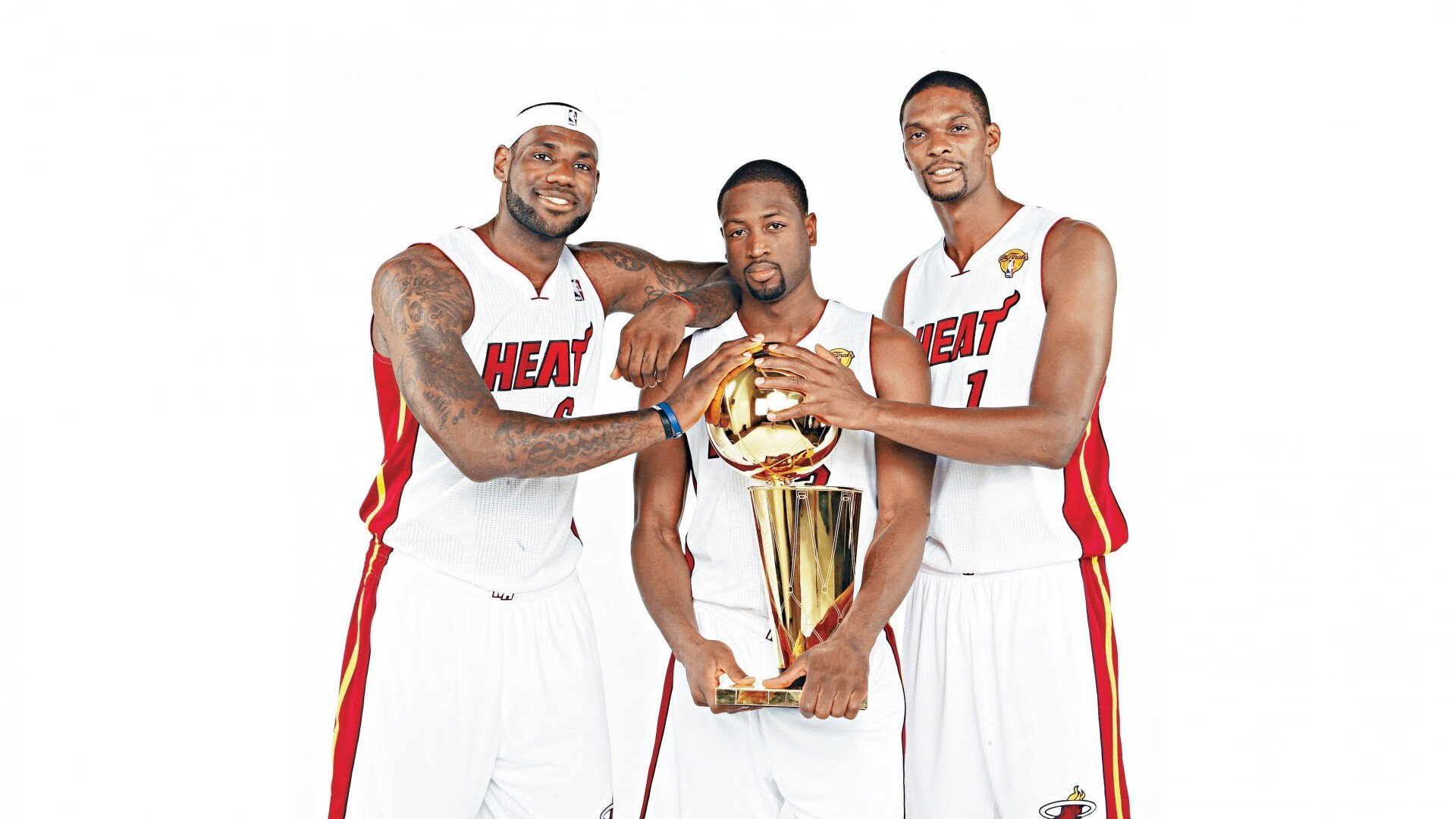 诺坎普黄昏，希腊众神与一个平凡英雄的加冕